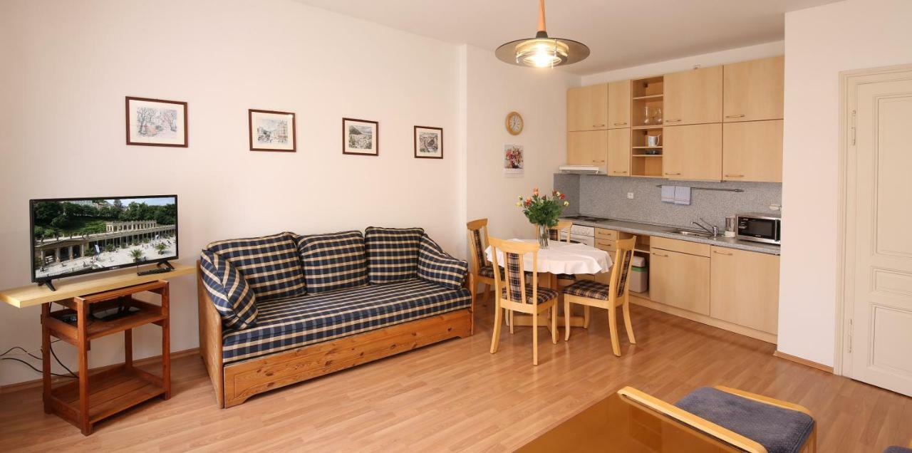 Apartman Ondrejska Κάρλοβι Βάρι Εξωτερικό φωτογραφία