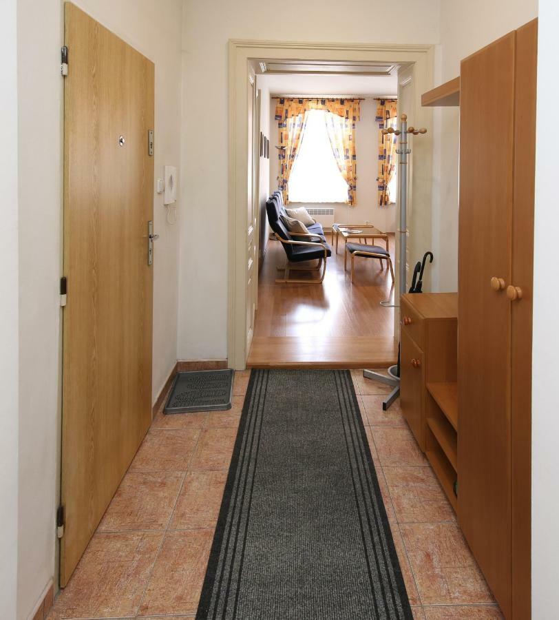 Apartman Ondrejska Κάρλοβι Βάρι Εξωτερικό φωτογραφία