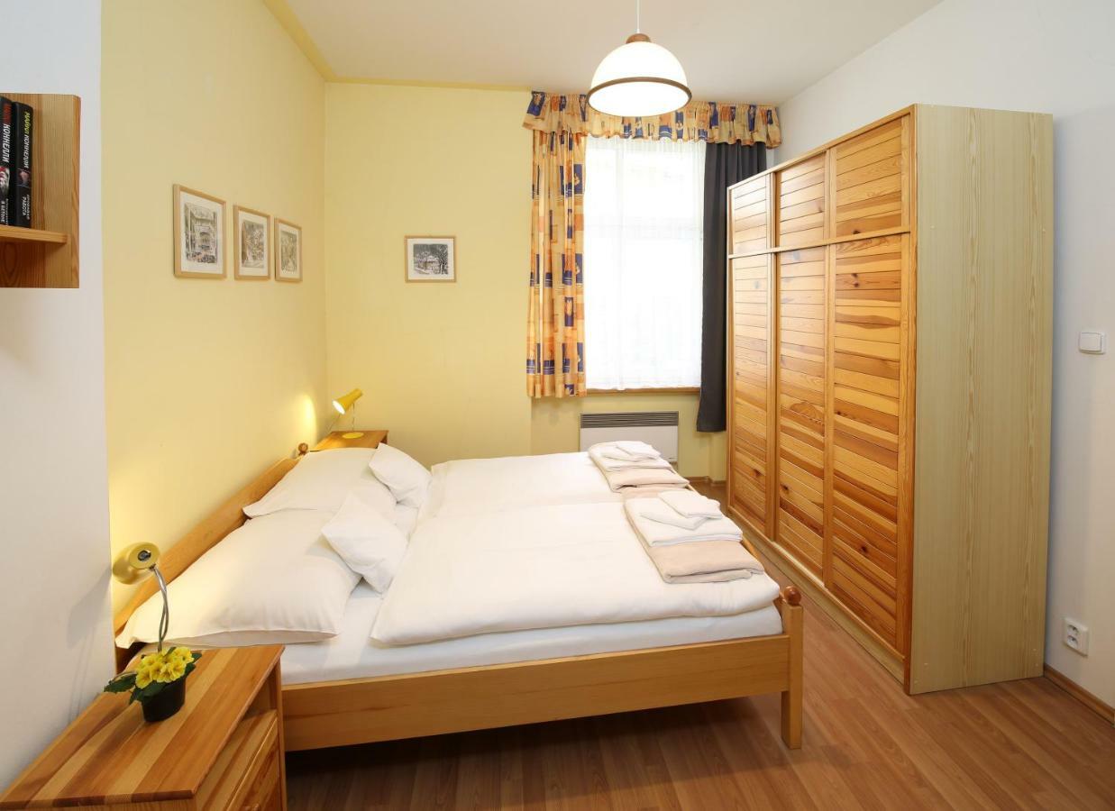 Apartman Ondrejska Κάρλοβι Βάρι Εξωτερικό φωτογραφία